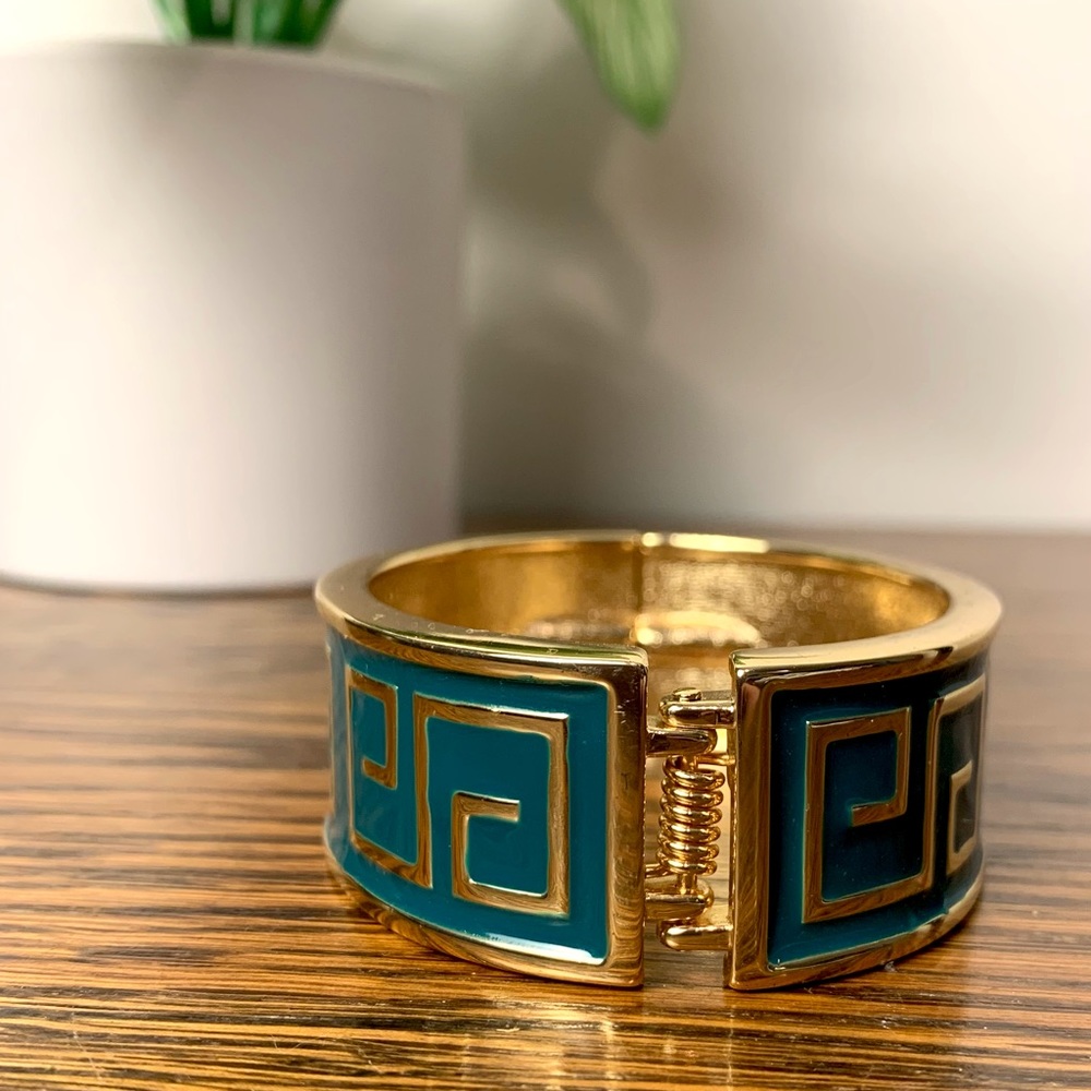 Aztec 1” Thick Cuff Bracelet - Picture 7 of 11